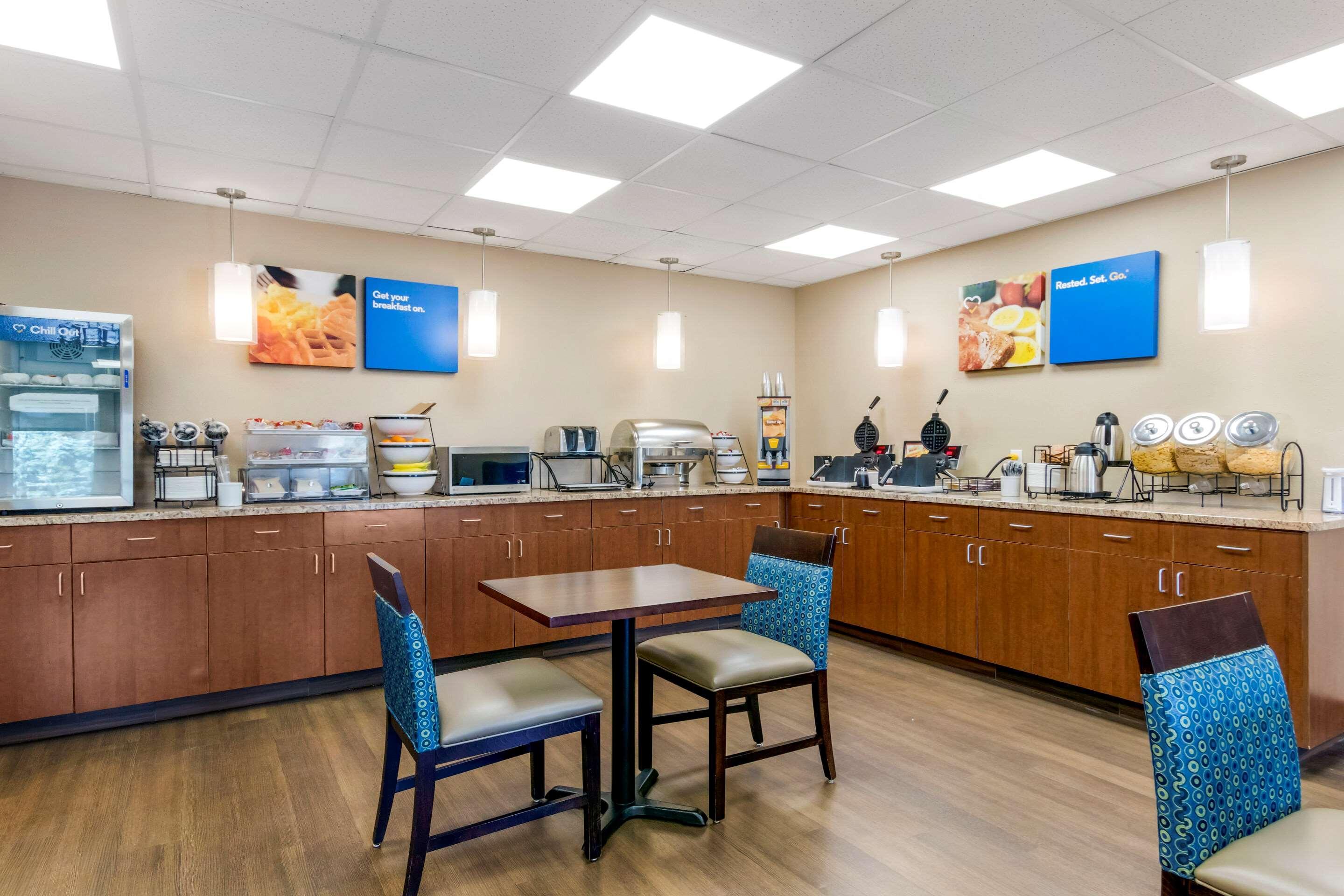 Comfort Inn Lethbridge Zewnętrze zdjęcie