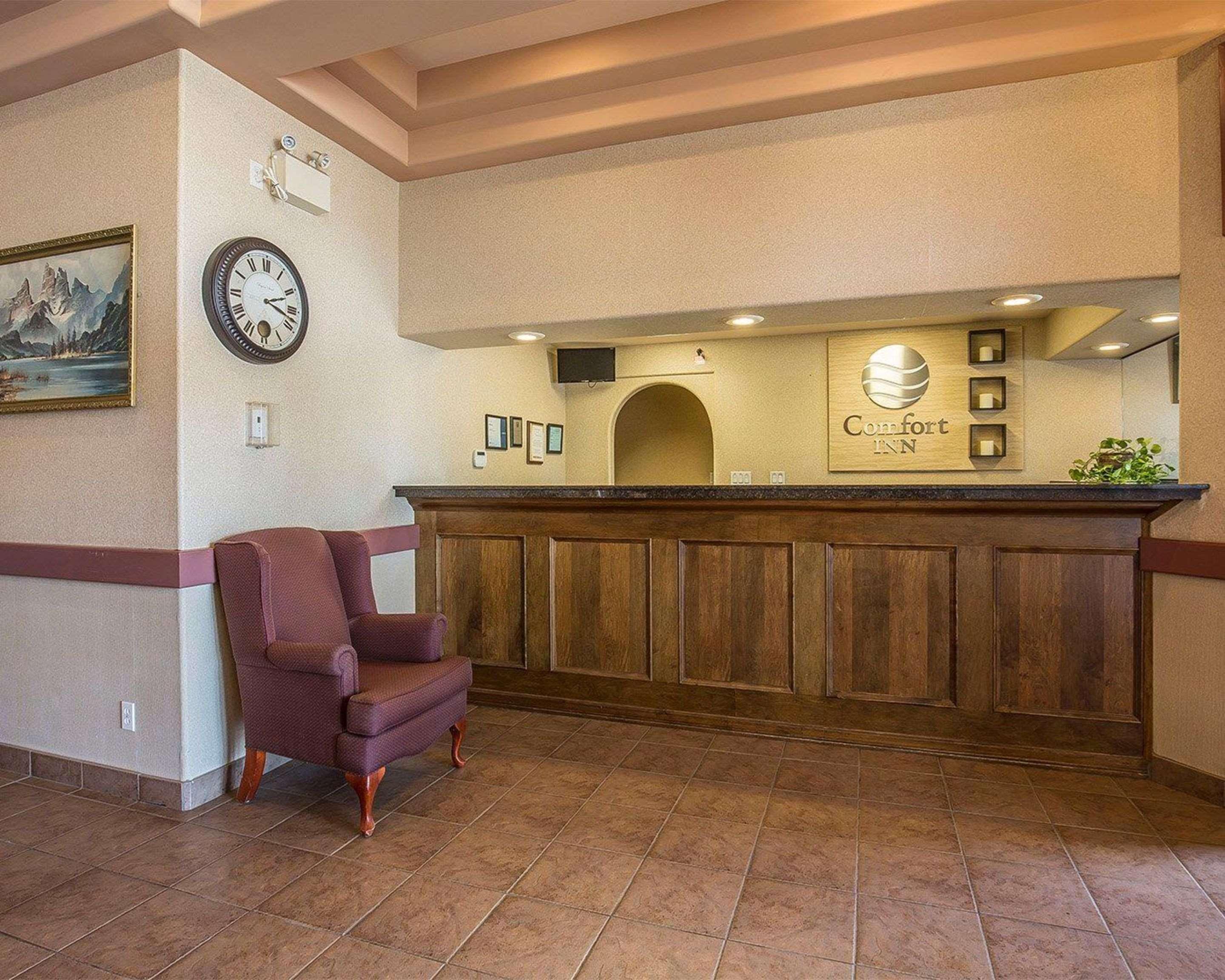 Comfort Inn Lethbridge Zewnętrze zdjęcie