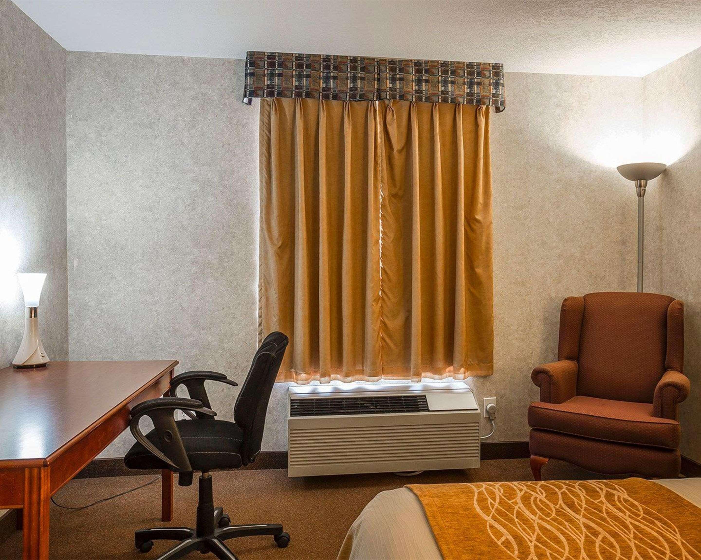 Comfort Inn Lethbridge Zewnętrze zdjęcie